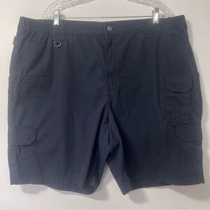 5 11 Tatical Cargo Shorts Casual Preppy Outerwear Classic Navy Blue Size 44